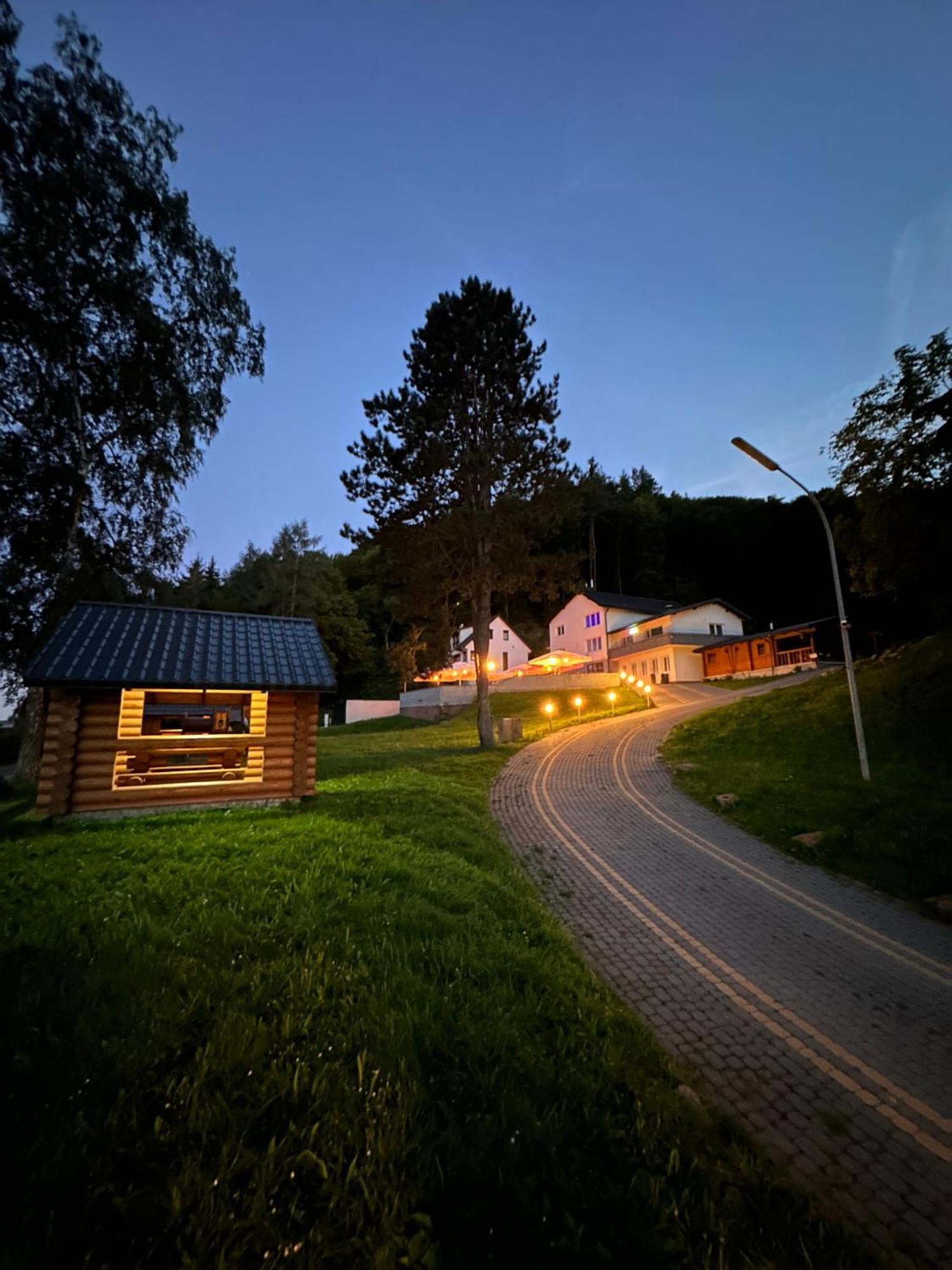 Main Spessart Terrasse Hotel & Restaurant Gemunden am Main エクステリア 写真